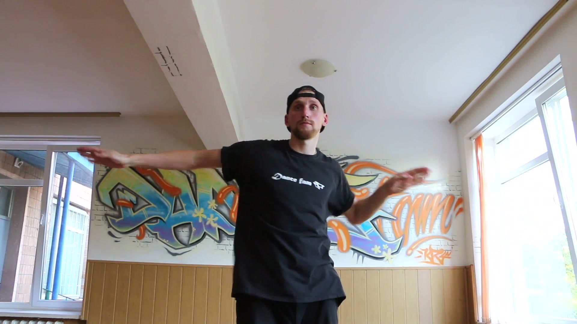 Волна пальцами, кистями