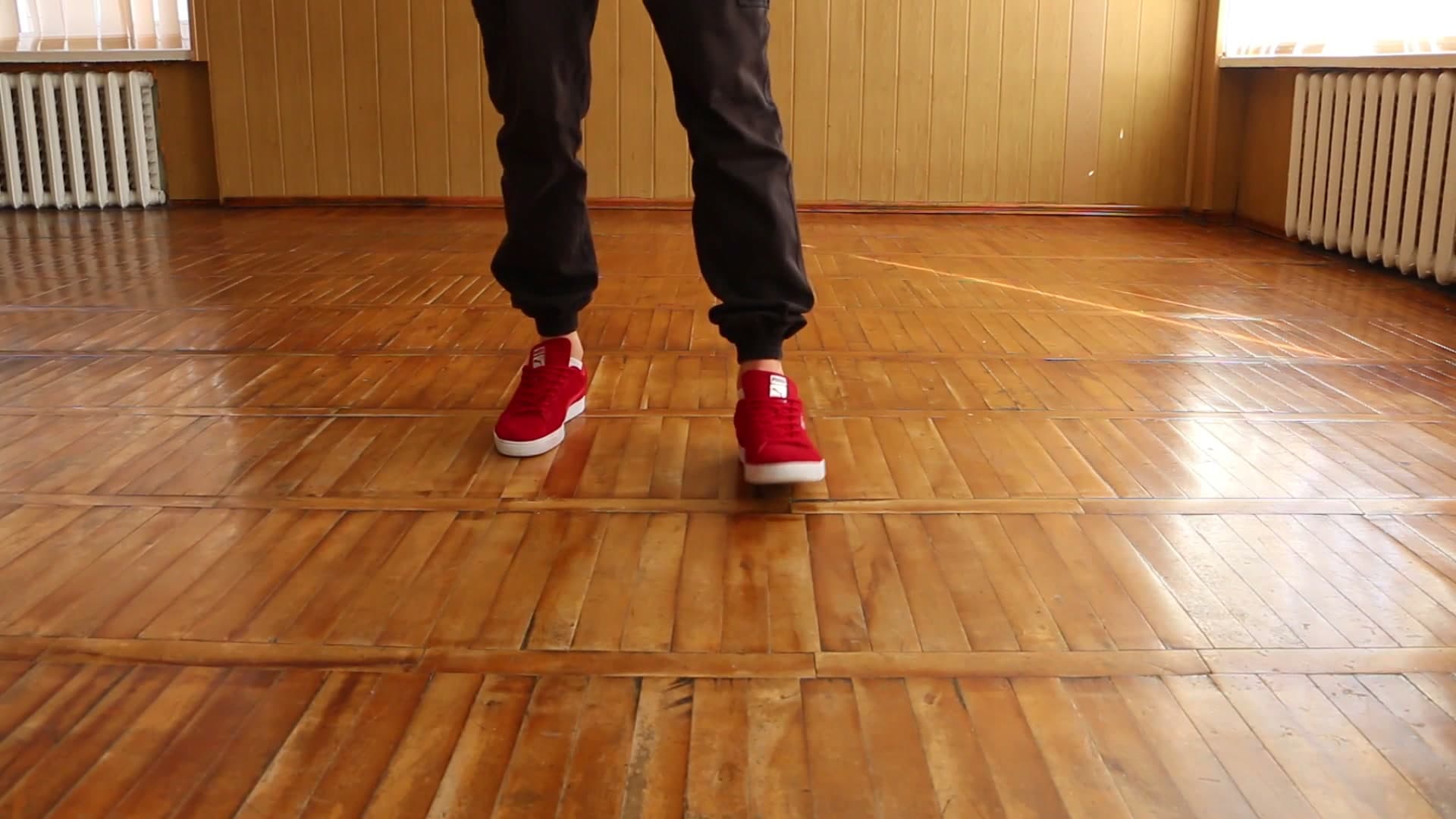 Как научиться танцевать хип-хоп в клубе